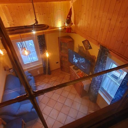 Casa Claudio-Appartamenti In Centro Campitello di Fassa Exterior photo